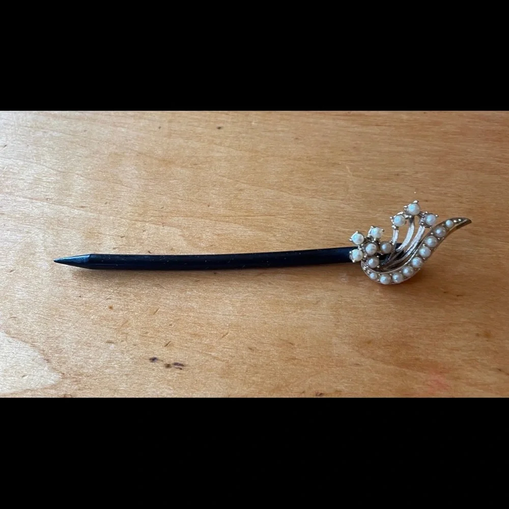 Vintage Art Deco Black Hair Stick Adornment with Faux Pearl Accents